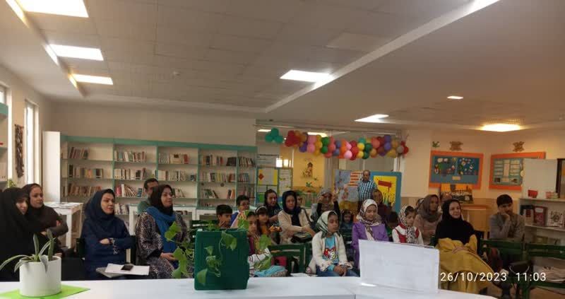 برگزاری اولین نشست مرحلهی قصهگویی کتابخانهای در مرکز ۳ کانون البرز