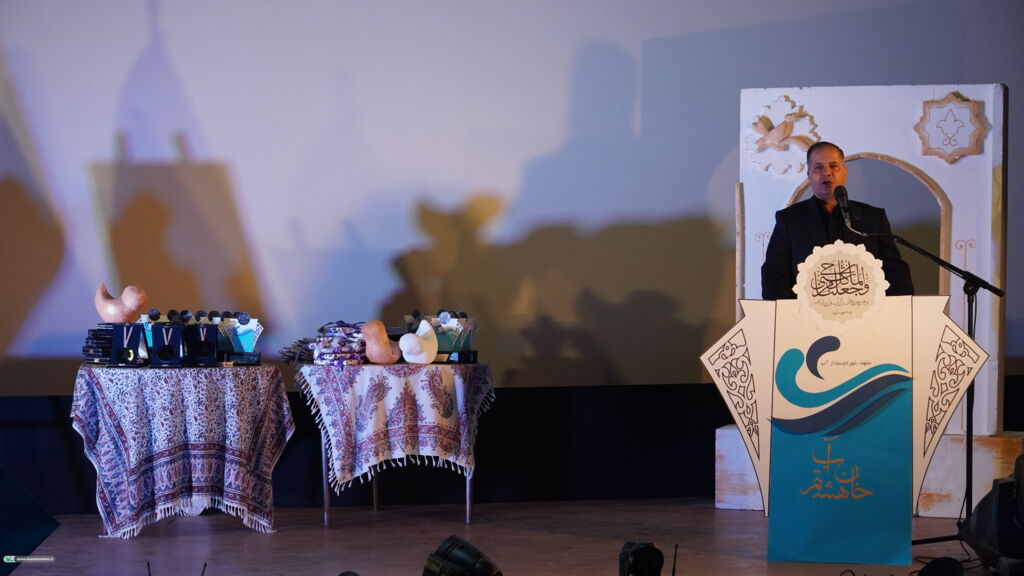 سومین مهرواره فرهنگی ادبی خان هشتم؛ آب خاتمه یافت