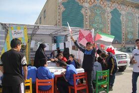 برپایی ایستگاه فرهنگی و هنری در حمایت ازکودکان مظلوم فلسطین