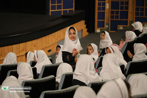 دانش‌آموزان مقطع ابتدایی منطقه 21 استان تهران در سینما دانش آموزی