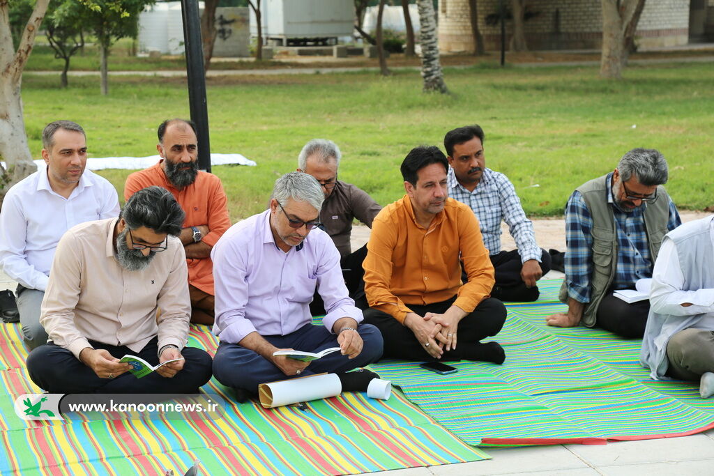 تجدید میثاق کارکنان اداره کل کانون استان بوشهر با آرمان های شهدا