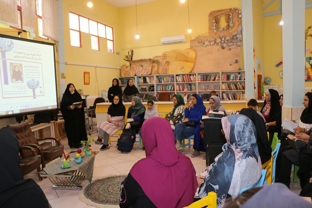 کارگاه آموزش قصهگویی با محوریت ارکان قصهگویی