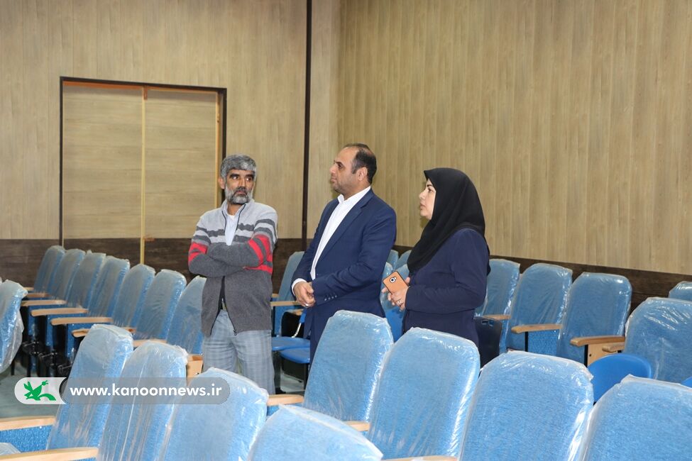 سرپرست کانون کرمان با مربیان مراکز فرهنگیهنری بافت و رابر دیدار کرد