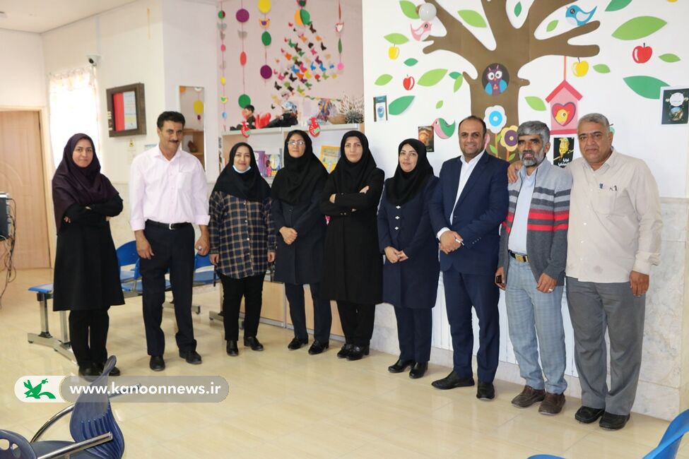 سرپرست کانون کرمان با مربیان مراکز فرهنگیهنری بافت و رابر دیدار کرد