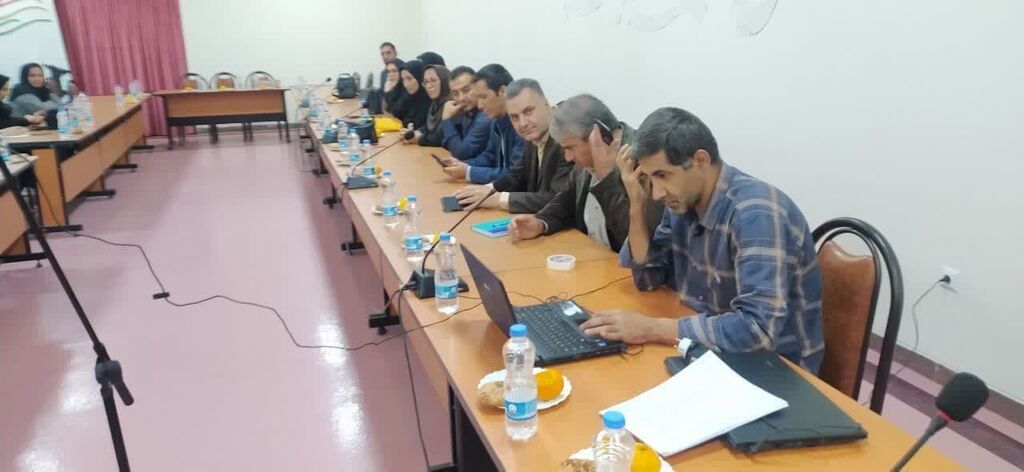 کارگاه پدافند غیرعامل در کانون همدان برگزار شد