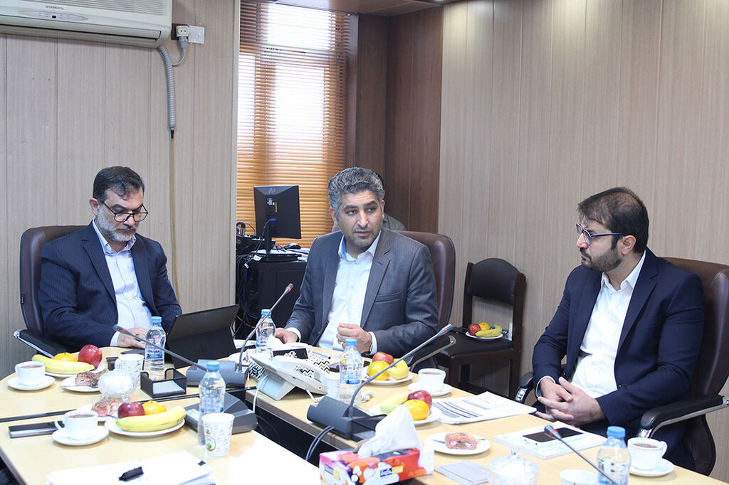 کانون پرورش فکری و کانون زبان ایران یک پیکره واحد هستند