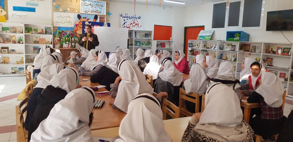 ویژه برنامه گرامیداشت روز نوجوان