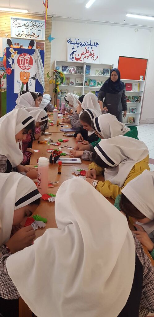 ویژه برنامه گرامیداشت روز نوجوان