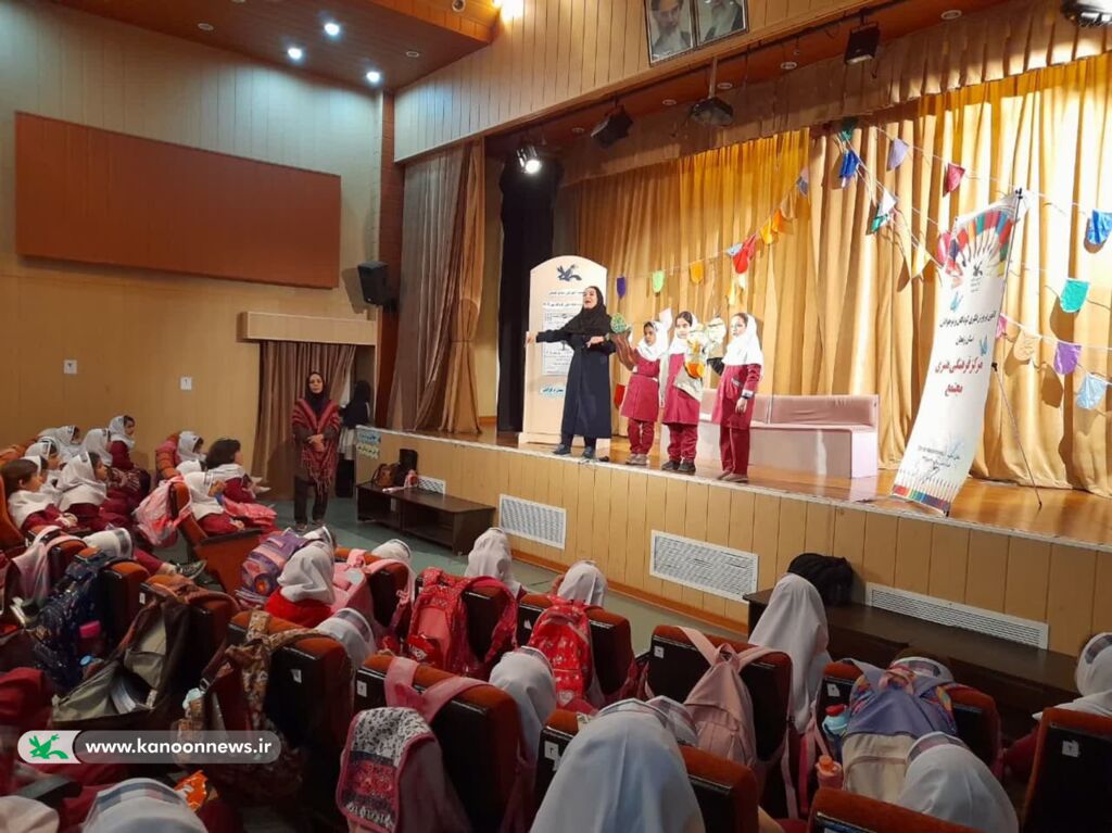 دومین نشست آمورزشی با موضوع  منابع طبیعی در مرکز مجتمع کانون زنجان