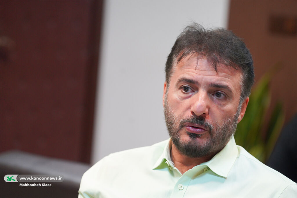 کانون خانهی هنرمندان است/ از تمام آثار فاخر حمایت میکنیم