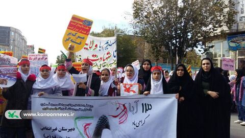 حضور گسترده کانون در راهپیمایی یوم‌الله 13 آبان بخش دوم - مرکز ملکان
