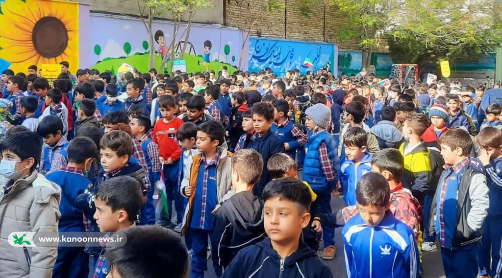 شرکت در مراسم گرامیداشت  ۱۳  آبان و روز دانشآموز