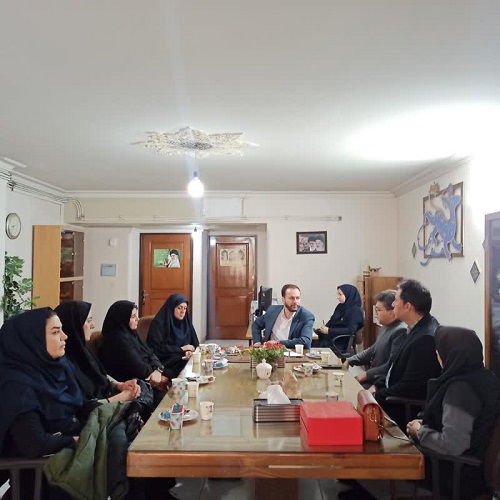 از ظرفیت جذب مدرس دبیران زبان آموزش و پرورش استفاده شود