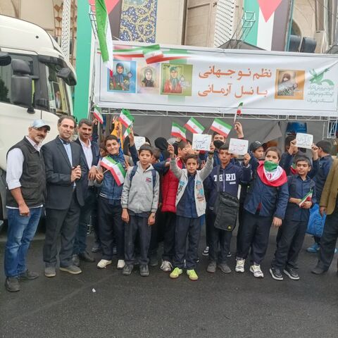 گزارش تصویری حضورکانون پرورش فکری کودکان و نوجوانان استان تهران در راهپیمایی ۱۳ آبان