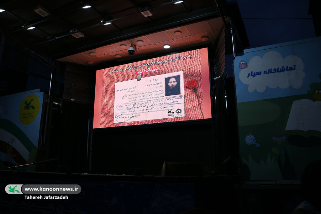 استقبال ۱۵۰۰۰ کودک و نوجوان مناطق کمبرخوردار سمنان از تماشاخانه سیار کانون