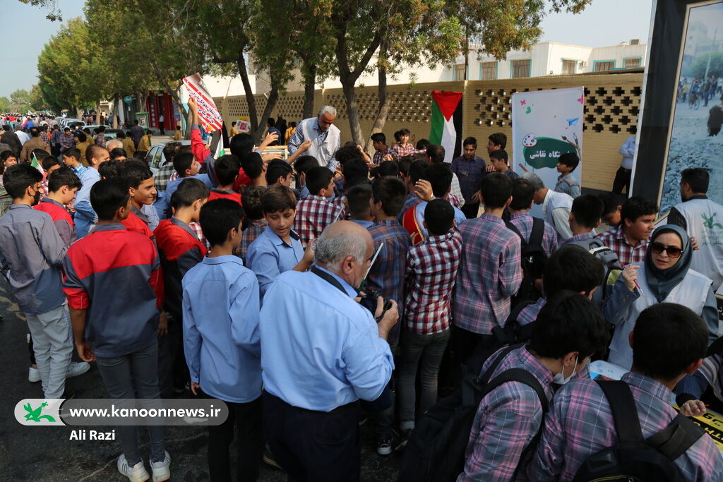 حضور فعال  کانون استان بوشهر در  راهپیمایی روز دانش آموز