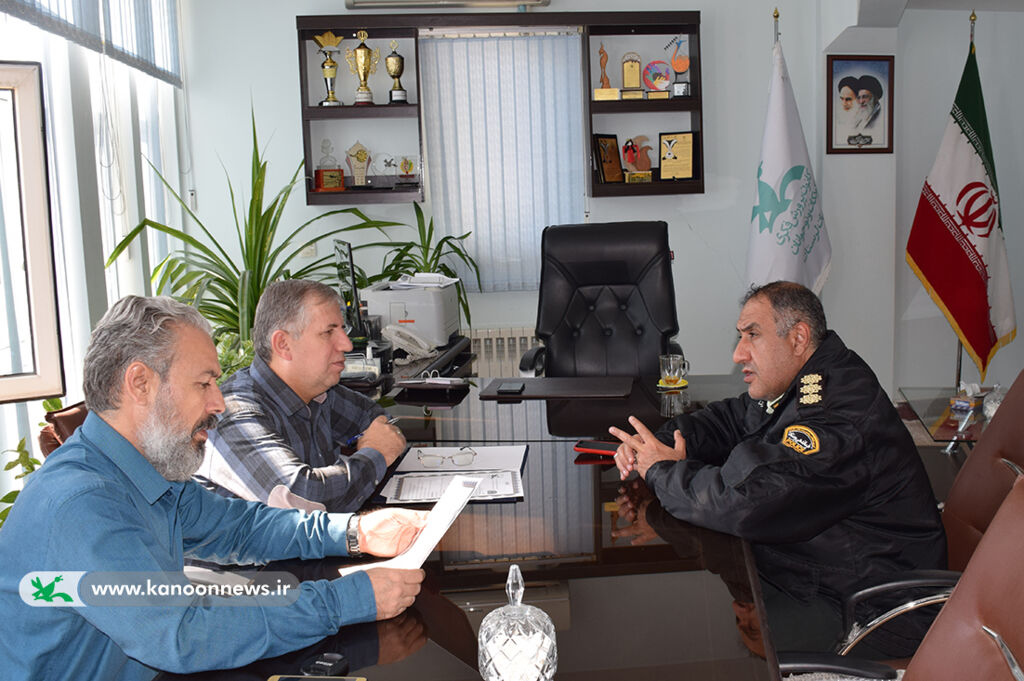 امضای تفاهمنامه همکاری کانون با معاونت اجتماعی انتظامی لرستان