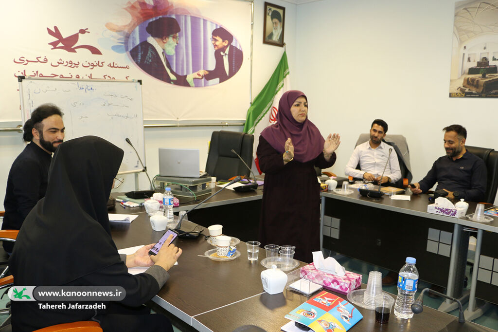 کارگاه آموزشی «نقالی و تفاوت آن با خوانش متون» در کانون سمنان