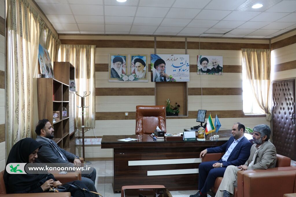 دیدار سرپرست کانون کرمان با فرماندار و مدیر آموزش و پرورش جیرفت