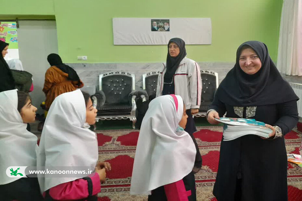 اجرای طرح امداد فرهنگی پیک امید در روستای خیرآباد سمنان
