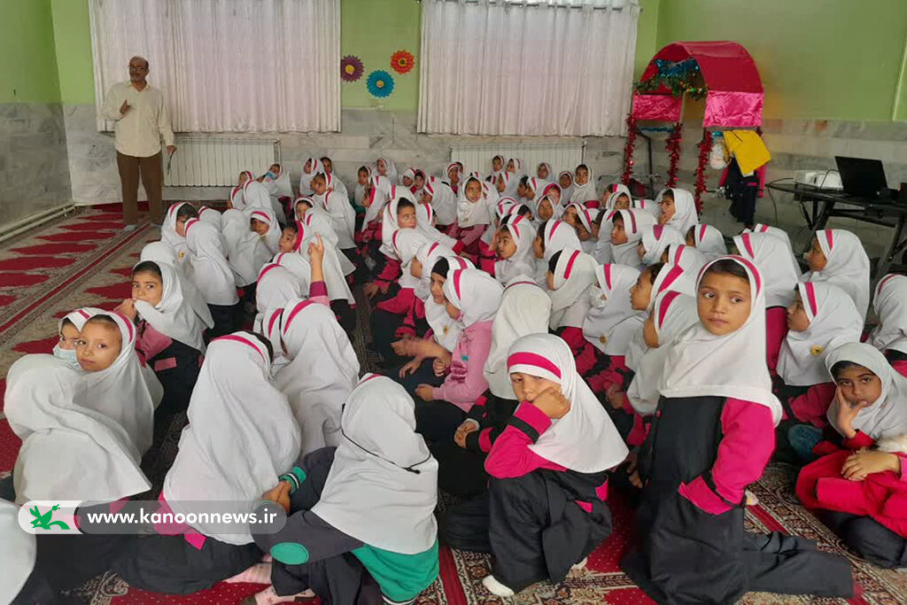 اجرای طرح امداد فرهنگی پیک امید در روستای خیرآباد سمنان