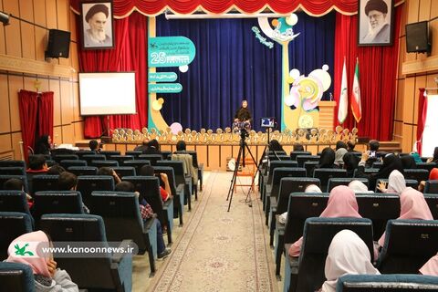 مرحله استانی بیست وپنجمین جشنواره بین المللی قصه گویی با رقابت قصه گوها در شهرکرد آغاز شد