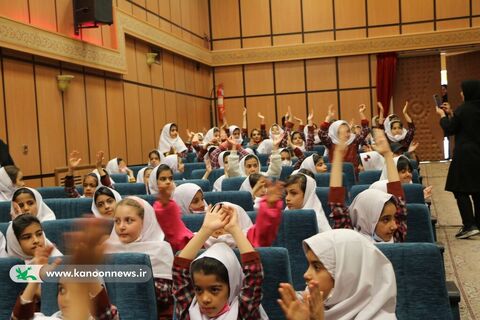 مرحله استانی بیست وپنجمین جشنواره بین‌المللی قصه‌گویی با رقابت قصه‌گوها در شهرکرد آغاز شد2