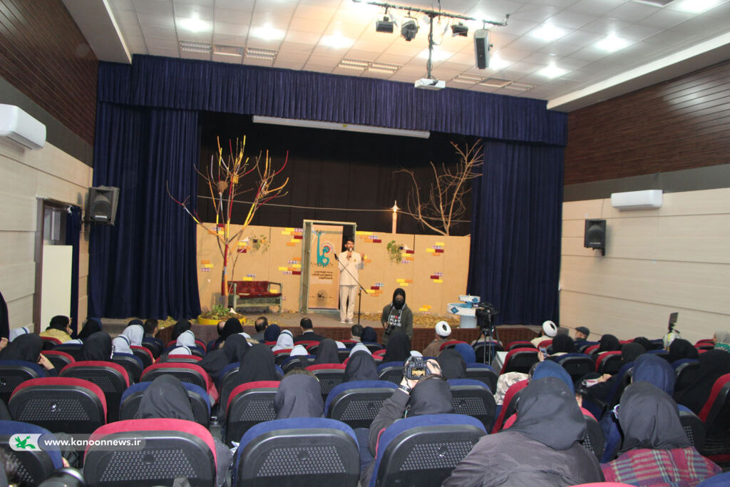 مرحله استانی بیست و پنجمین جشنواره قصه‌گویی در استان قم آغاز به کار کرد