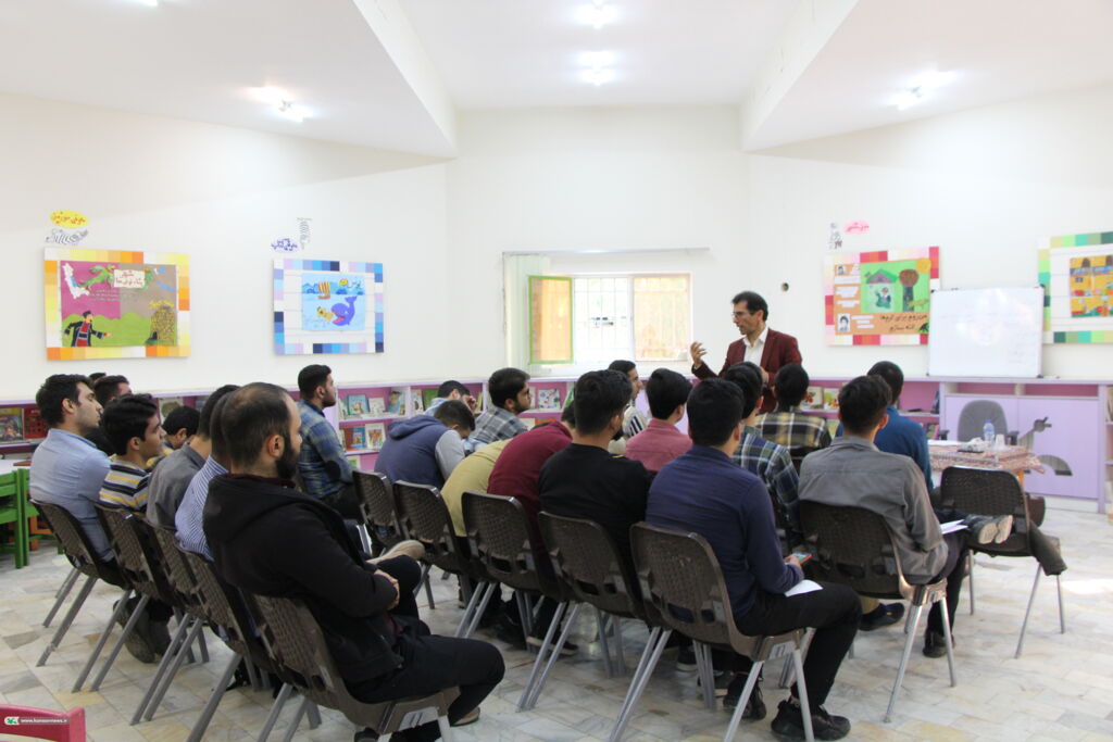 نشست آموزشی قصهگویی با رویکرد قصههای دینی مذهبی