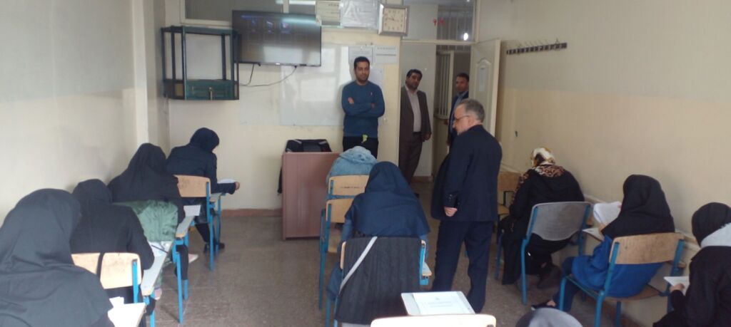 آزمون جذب مدرس کانون زبان در تبریز