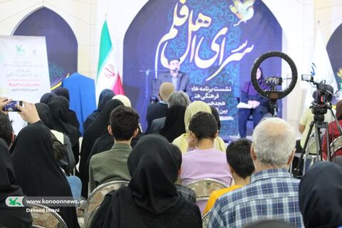 گزارش تصویری، آیین رونمایی از کتاب "سایان و هزار و یک گلین بالا " در نمایشگاه بین‌المللی کتاب تبریز