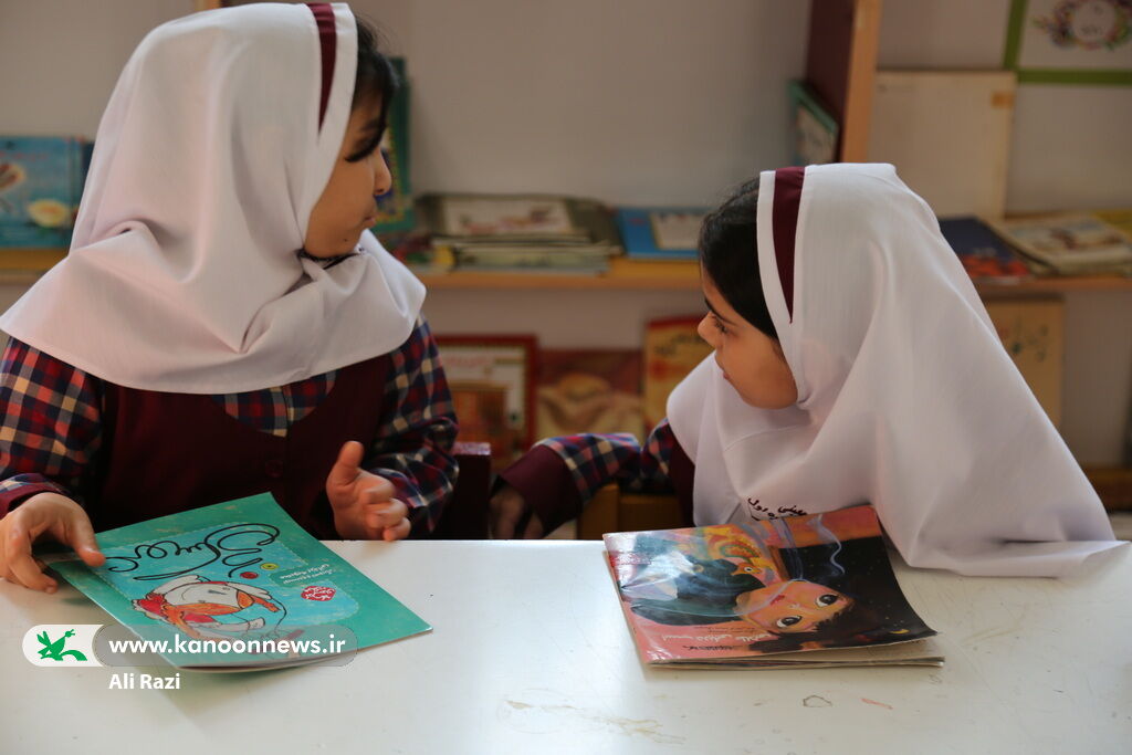 آشنایی کودکان شرکت کننده در بخش استانی جشنواره قصه گویی با فعالیت های کانون