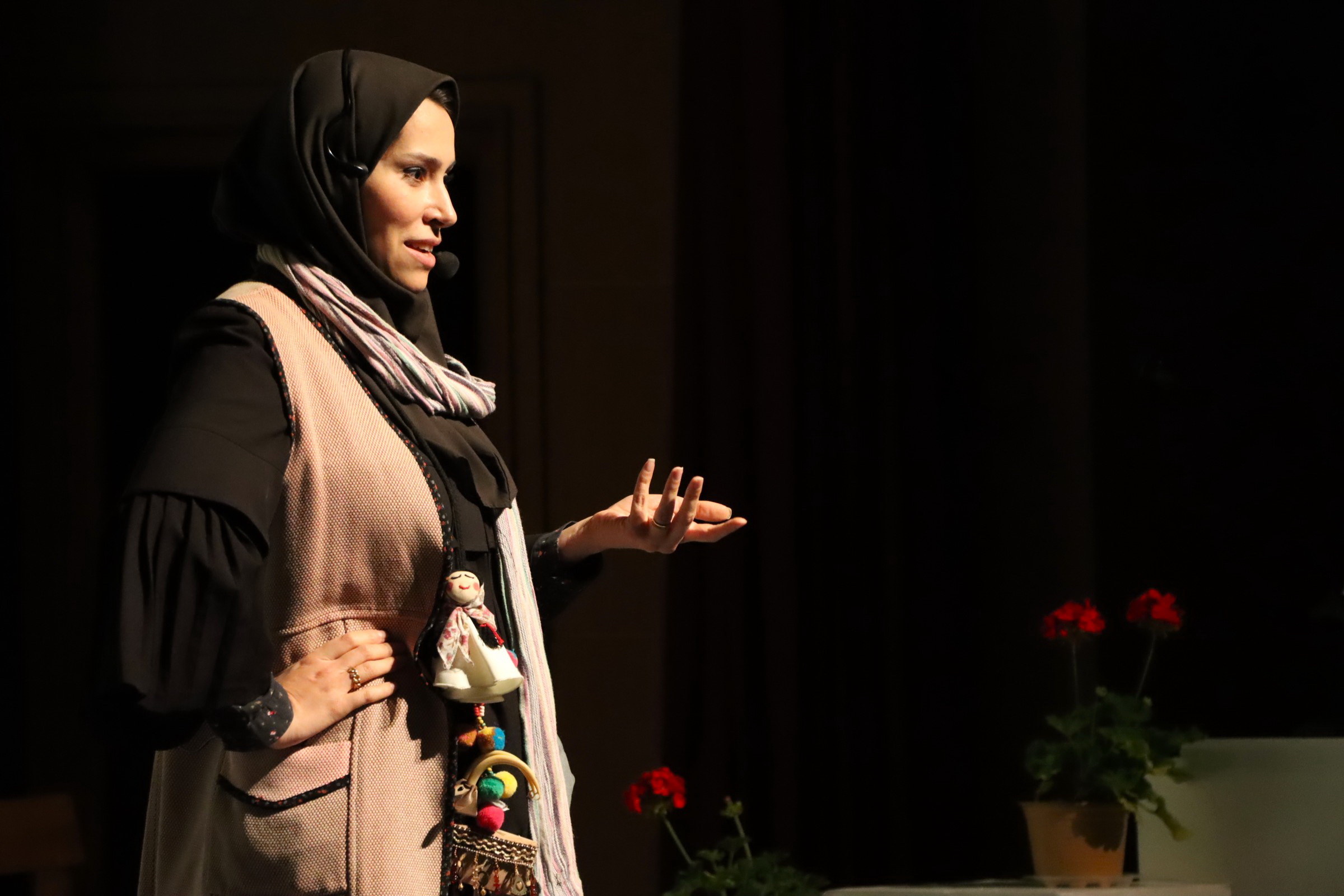 قصهگویان روایتگر صلح و دوستی شدند