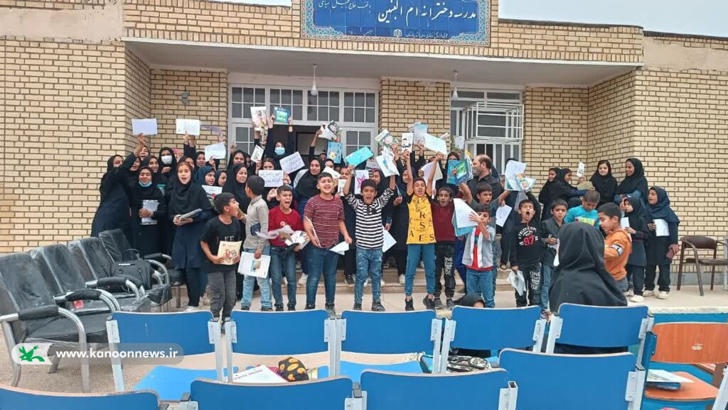 طرح «پیک کتاب، نذر کتاب» کتابخانههای سیار کانون خوزستان اجرا شد