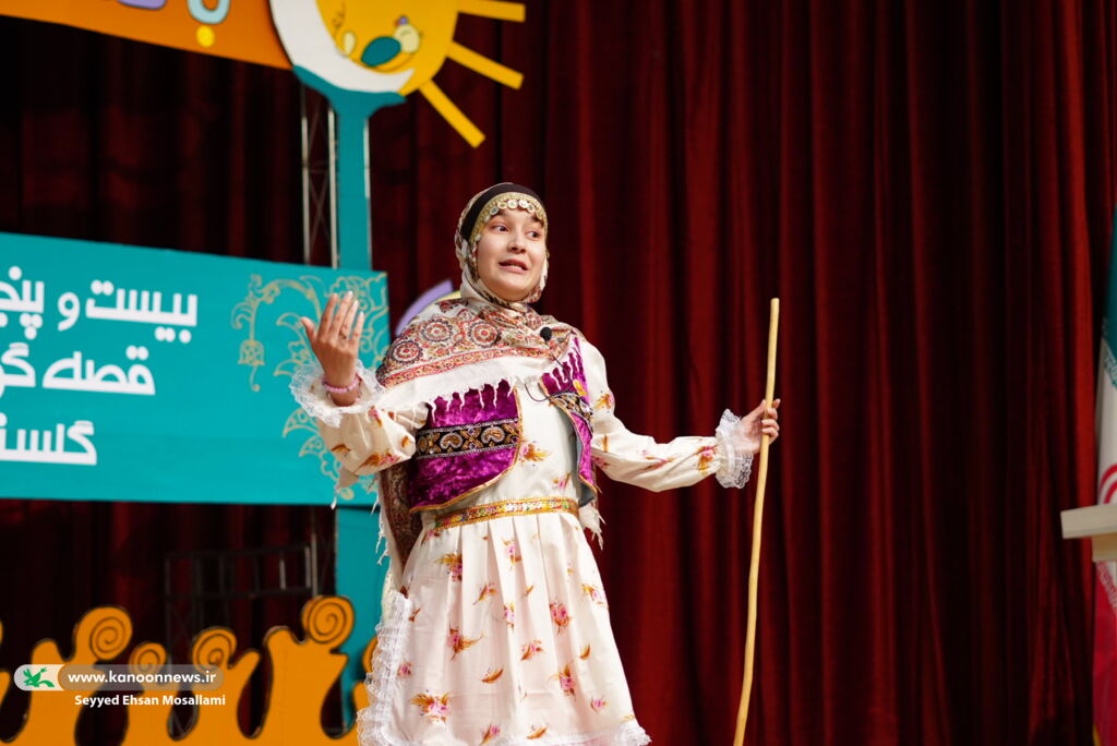 رقابت قصهگویان مرحله استانی جشنواره قصهگویی ادامه دارد