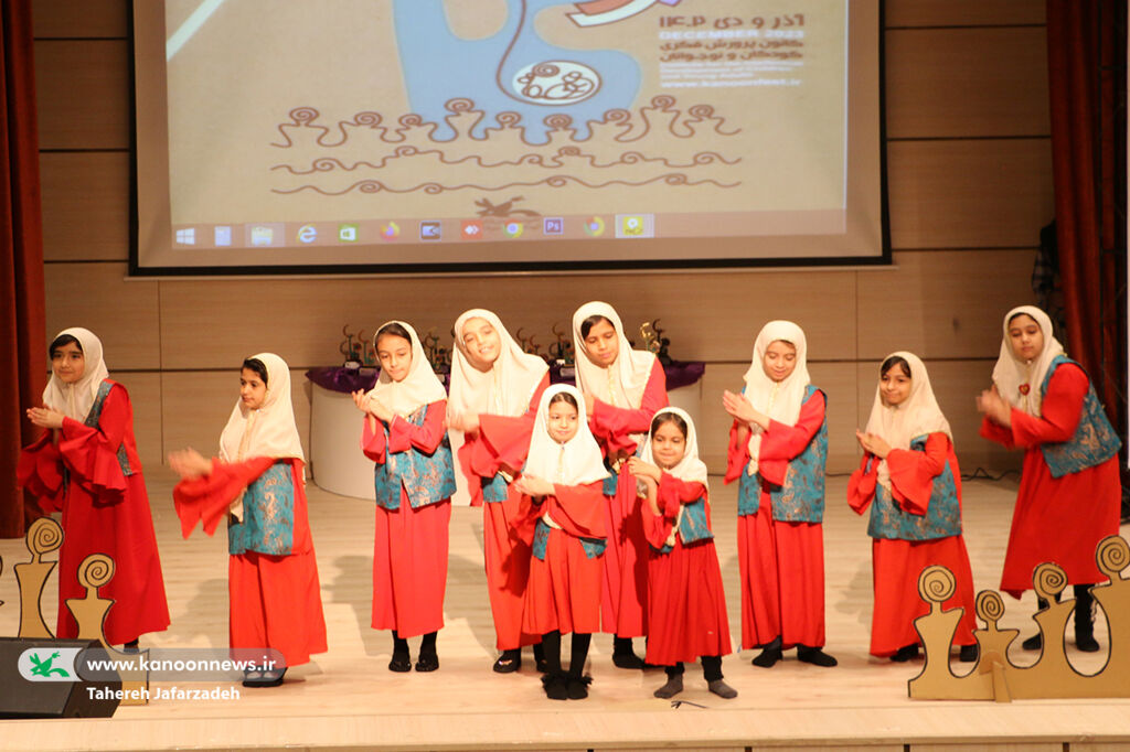 آیین افتتاحیه مرحلهی استانی جشنوارهی قصهگویی در کانون سمنان/ قصه، روایتگری توأم با شنیدن است