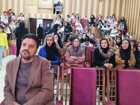 دومین روز از مرحله استانی بیست و پنجمین جشنواره بین المللی قصه گویی در کردستان