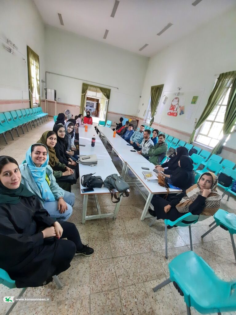 پنجاه و یکمین نشست از سلسله نشست های انجمن شاعران و نویسندگان