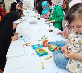 ایستگاه نقاشی و کاردستی کانون پرورش فکری خراسان جنوبی در حاشیه همایش قله های افتخار