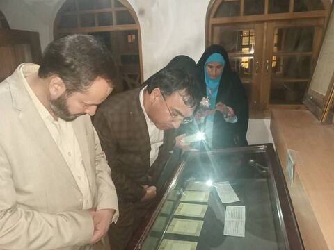 داوران قصه گویی اصفهان به اتفاق مدیر کل کانون پرورش فکری استان از خانه مشروطیت دیدن کردند