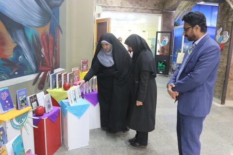 بازدید مدیرکل آفرینش های کانون پرورش فکری از مرکز تخصصی علوم مجتمع آفرینش بندرعباس