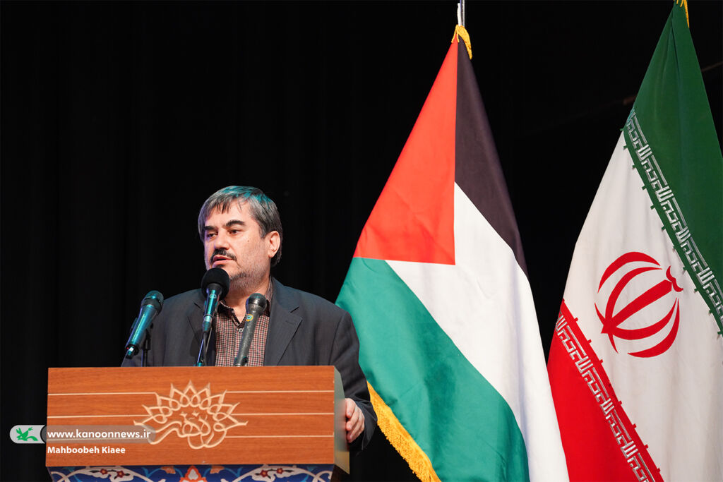 حامد علامتی: سلاح قلم را با خشاب کلمات پر کنید، دیگر وقت فوران کلمات است