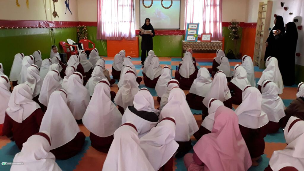 هفته کتاب و کتابخوانی در مرکز ابهر کانون زنجان