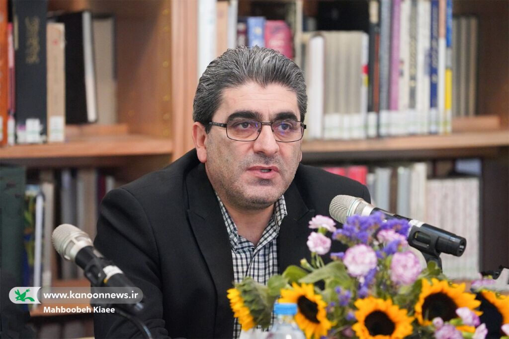 کتابداری مانند تمام مشاغل دیگر به سمت هوشمند شدن میرود