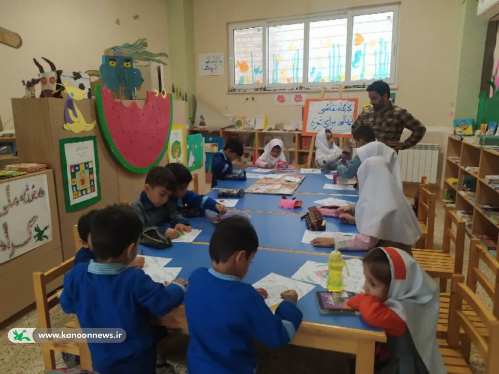 برپایی ایستگاه فرهنگی‌هنری با موضوع «ابراز همدردی با کودکان غزه»