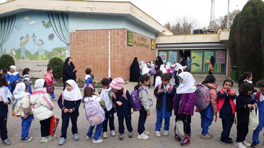 روزانه سه نمایش در مرکز تئاتر کانون اجرا میشود