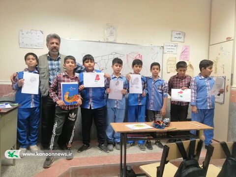 هفته کتاب و کتابخوانی در کتابخانه سیارروستایی تنگستان کانون استان بوشهر