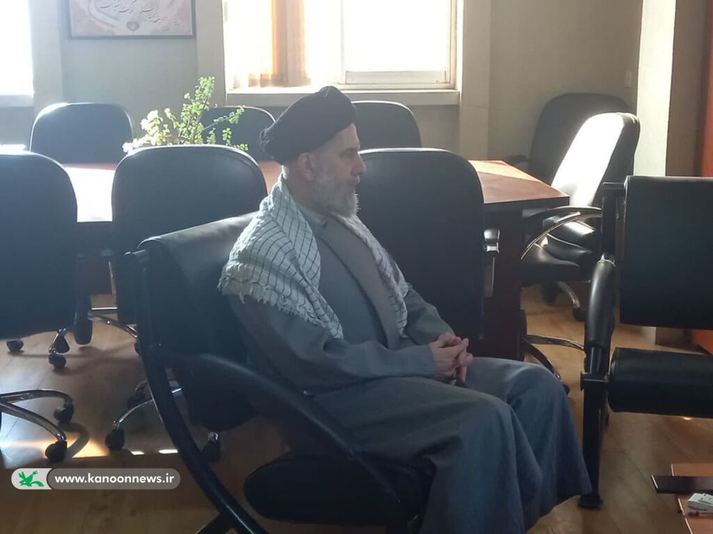 سرپرست کانون گلستان با رییس دانشگاه آزاد اسلامی گرگان دیدار و گفتگو کرد