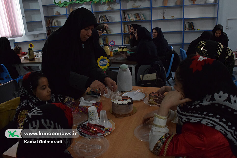 کیک مخصوص جشنواره قصه گویی لرستان