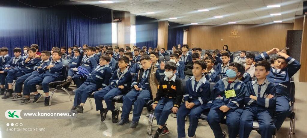 اهمیت هفته کتاب و کتابخوانی، ارزش مطالعه و دانشافزایی